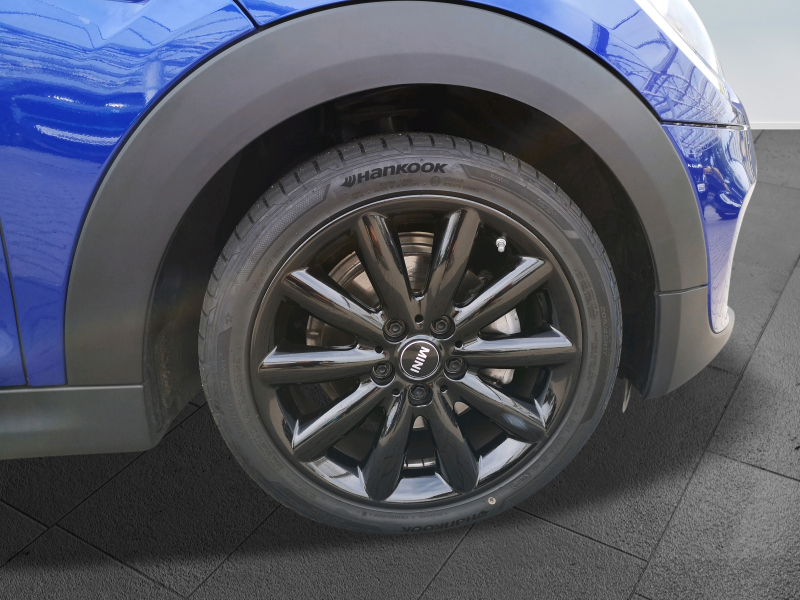 MINI - Cooper Cabrio