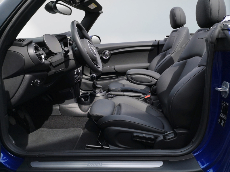 MINI - Cooper Cabrio