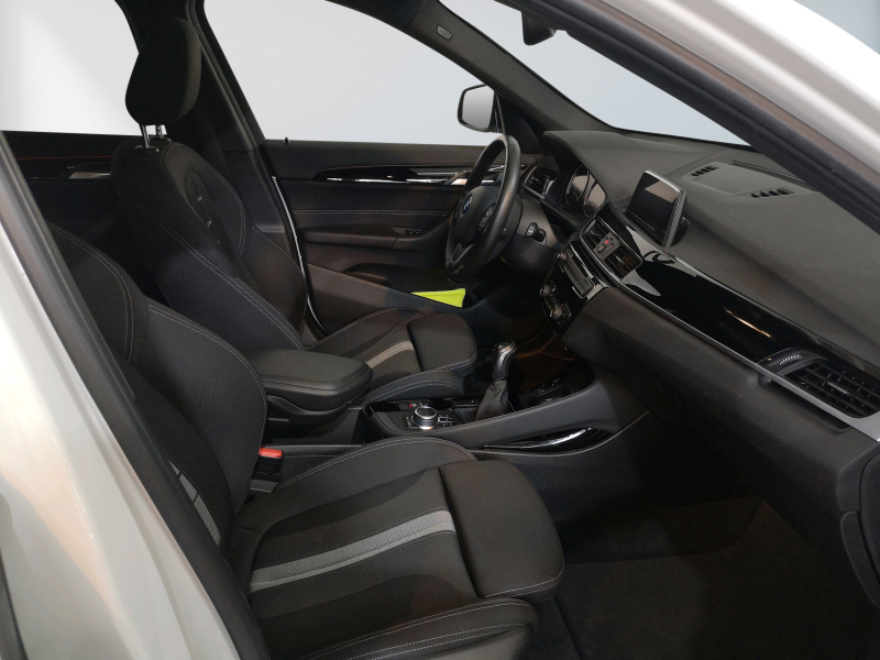 BMW - X1 sDrive18i Sport Line