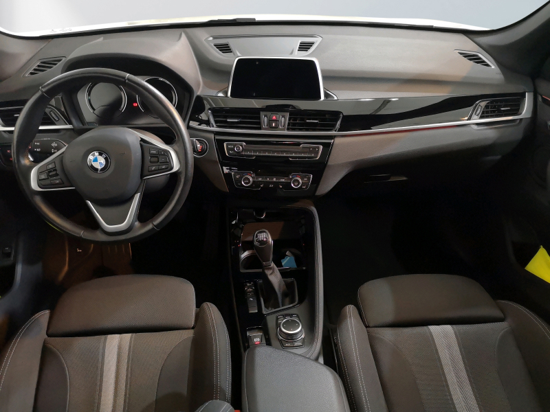 BMW - X1 sDrive18i Sport Line