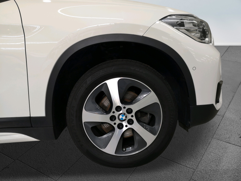 BMW - X1 sDrive18i Sport Line